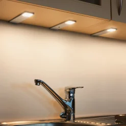 Pinta-asennettava LED-kalustevalaisin Imola, 3 kpl