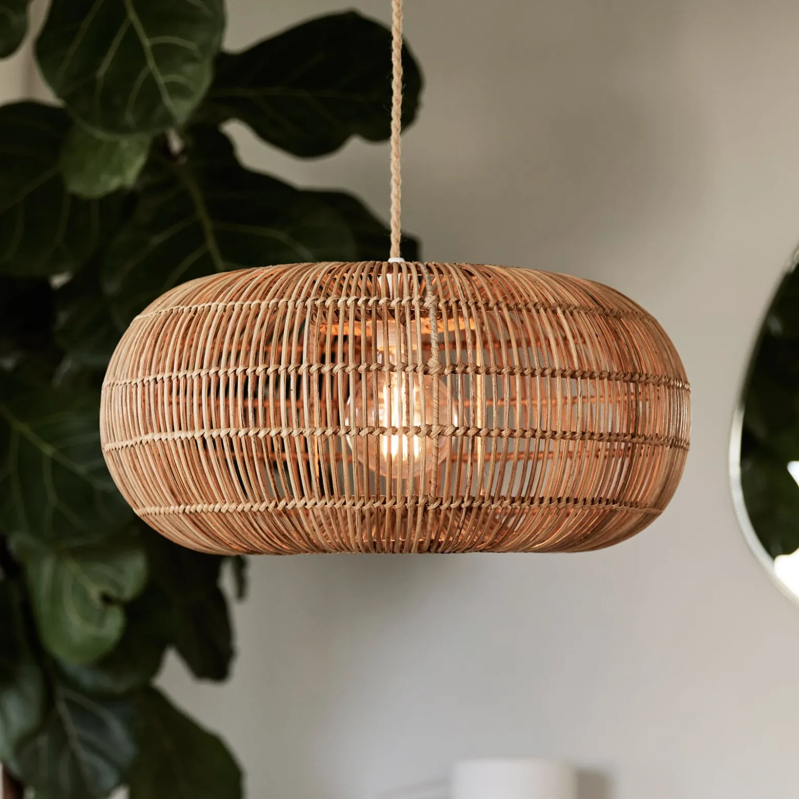 PR Home Zuri riippuvalaisin rottingista, Ø 51 cm