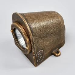 Pronssinvärinen ulkoseinävalaisin Offshore