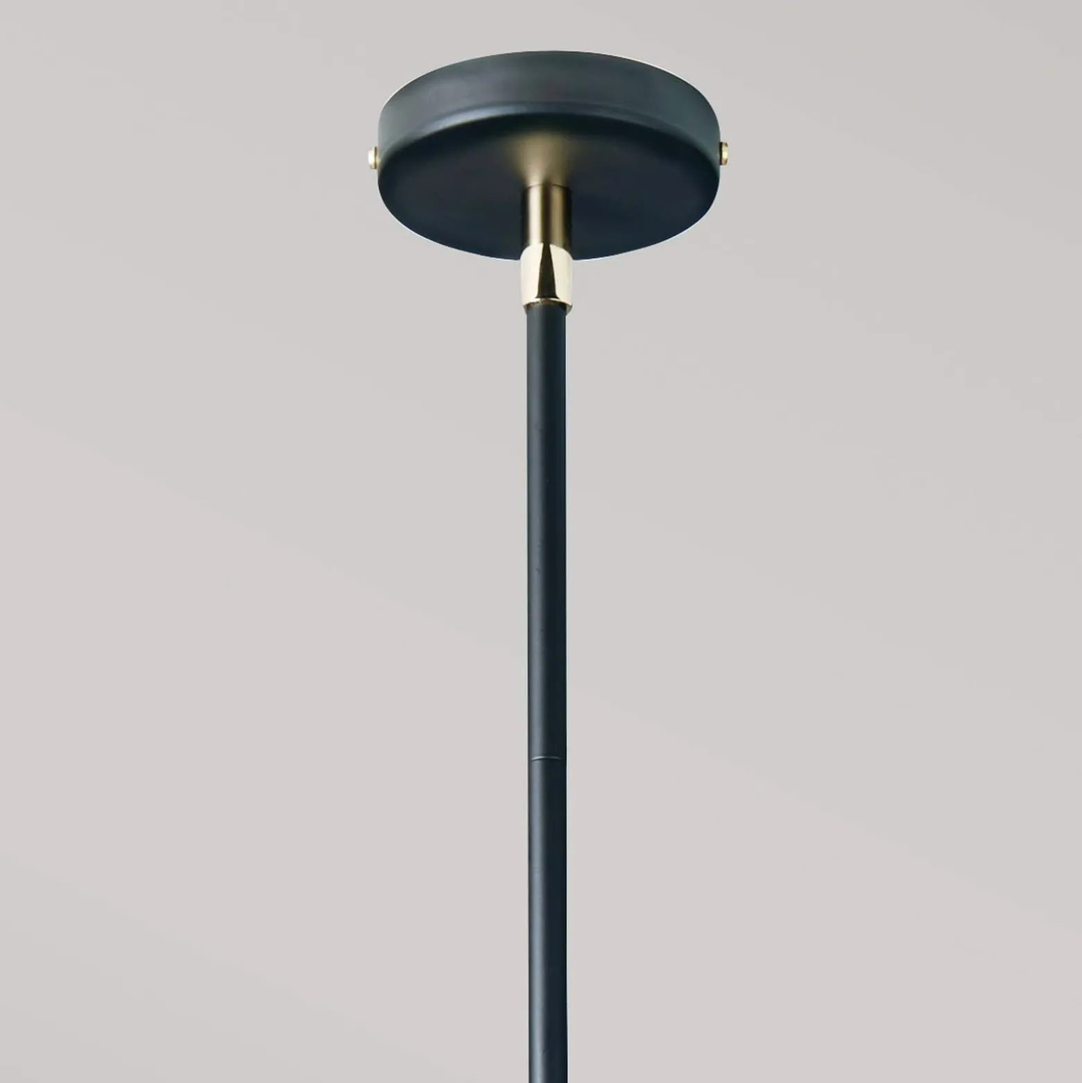 Pöytävalaisin Costero, savuharmaa/musta, 43 cm