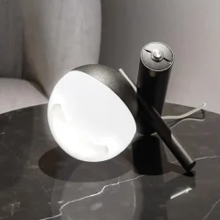 Rossini LED-pöytävalaisin, musta, alumiini, PMMA, himmennin