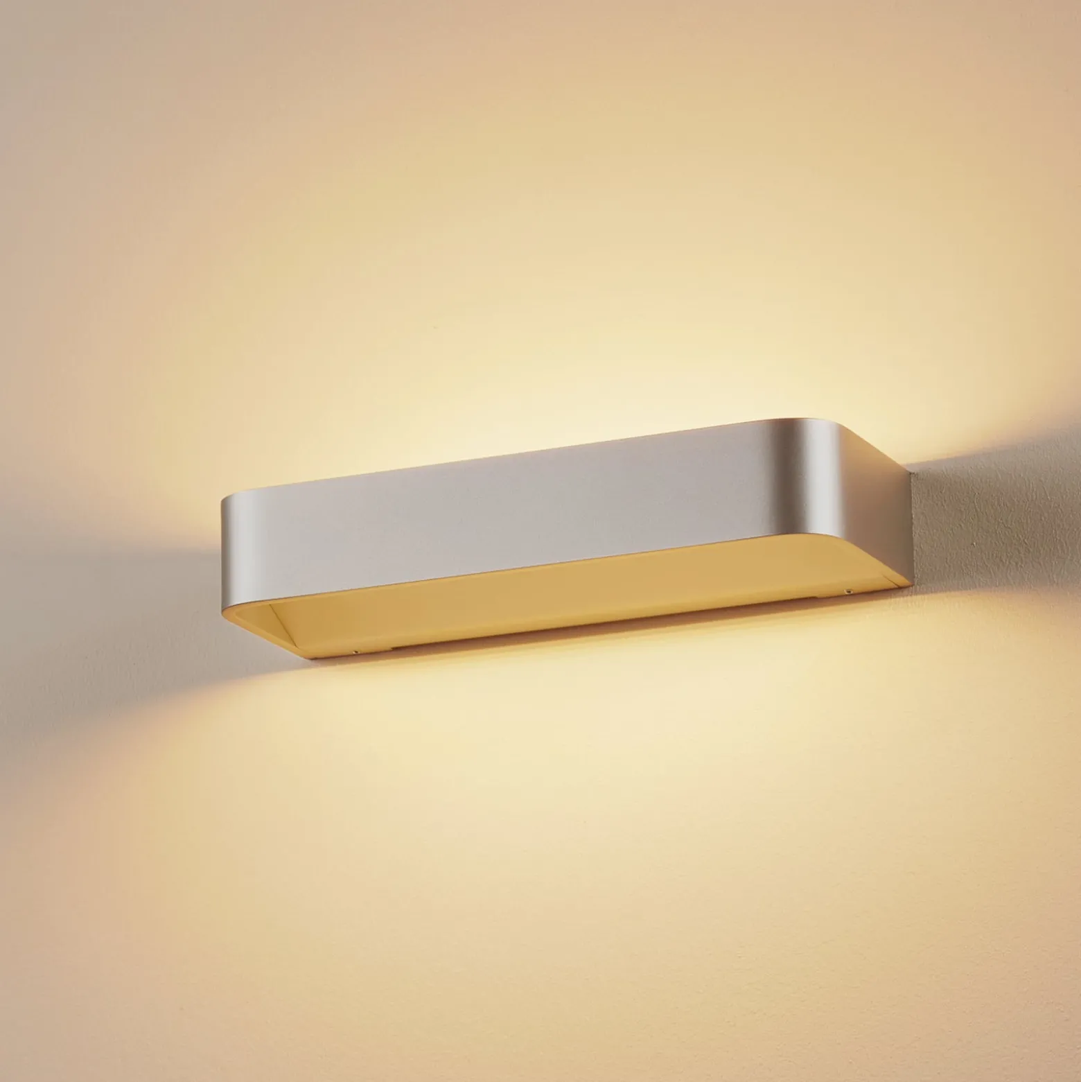 Rotaliana Frame W2 LED-seinävalo, kerma 2700K