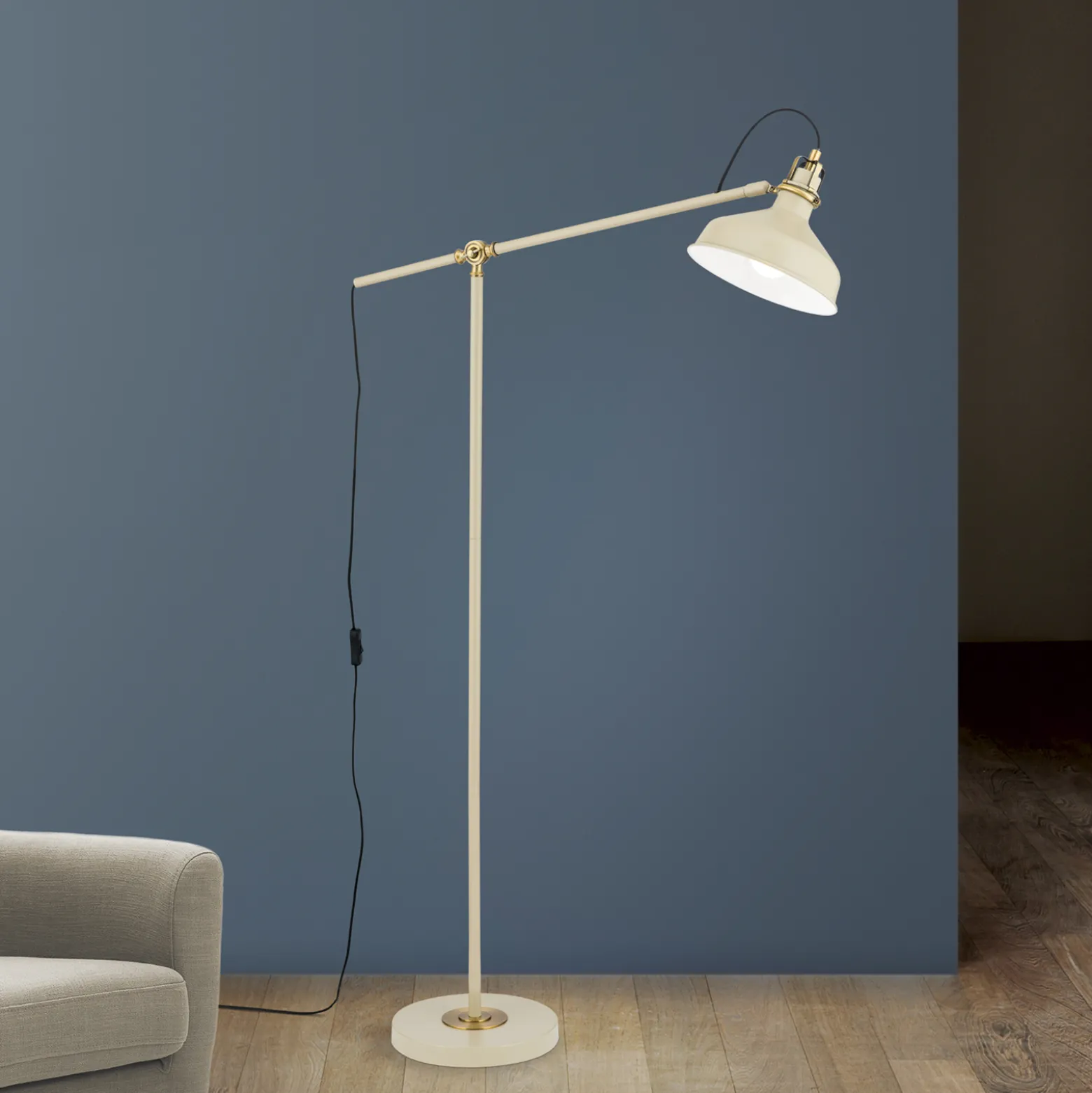 Schiller lattiavalaisin, khaki, metalli, 153 cm korkea, säädettävä
