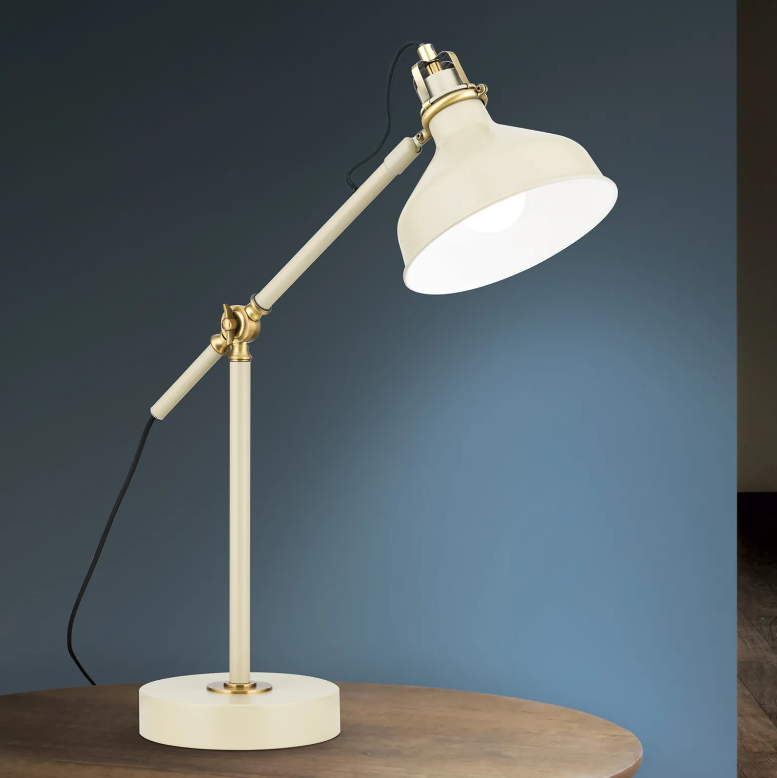 Schiller pöytävalaisin, khaki, metalli, 59 cm korkea, säädettävä