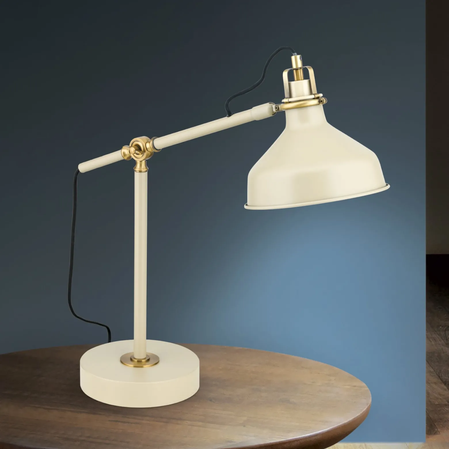 Schiller pöytävalaisin, khaki, metalli, 59 cm korkea, säädettävä