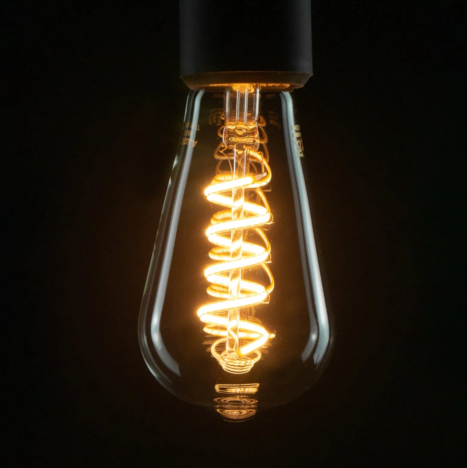 SEGULA-LED-lamppu rustika Curved E27 6W 1900K