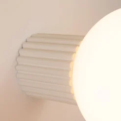 Seinävalaisin ORBI, beige, lasi/metalli, Ø 12 cm, IP44, G9