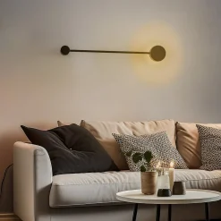 Seinävalaisin Orbit I 40, musta, 1-lamppuinen