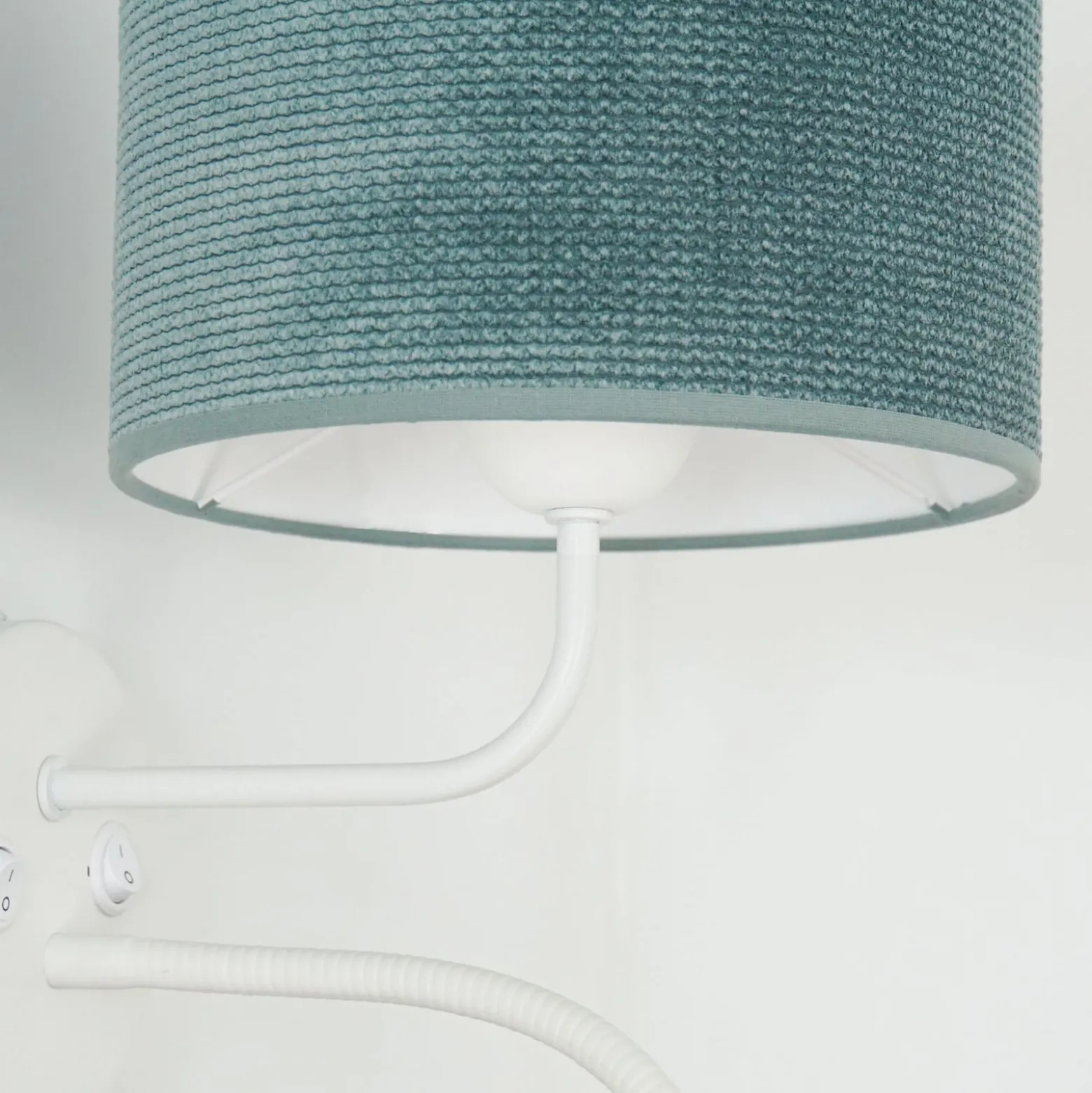 Seinävalaisin Roller, Cord minttu, valkoinen, lukuvalolla