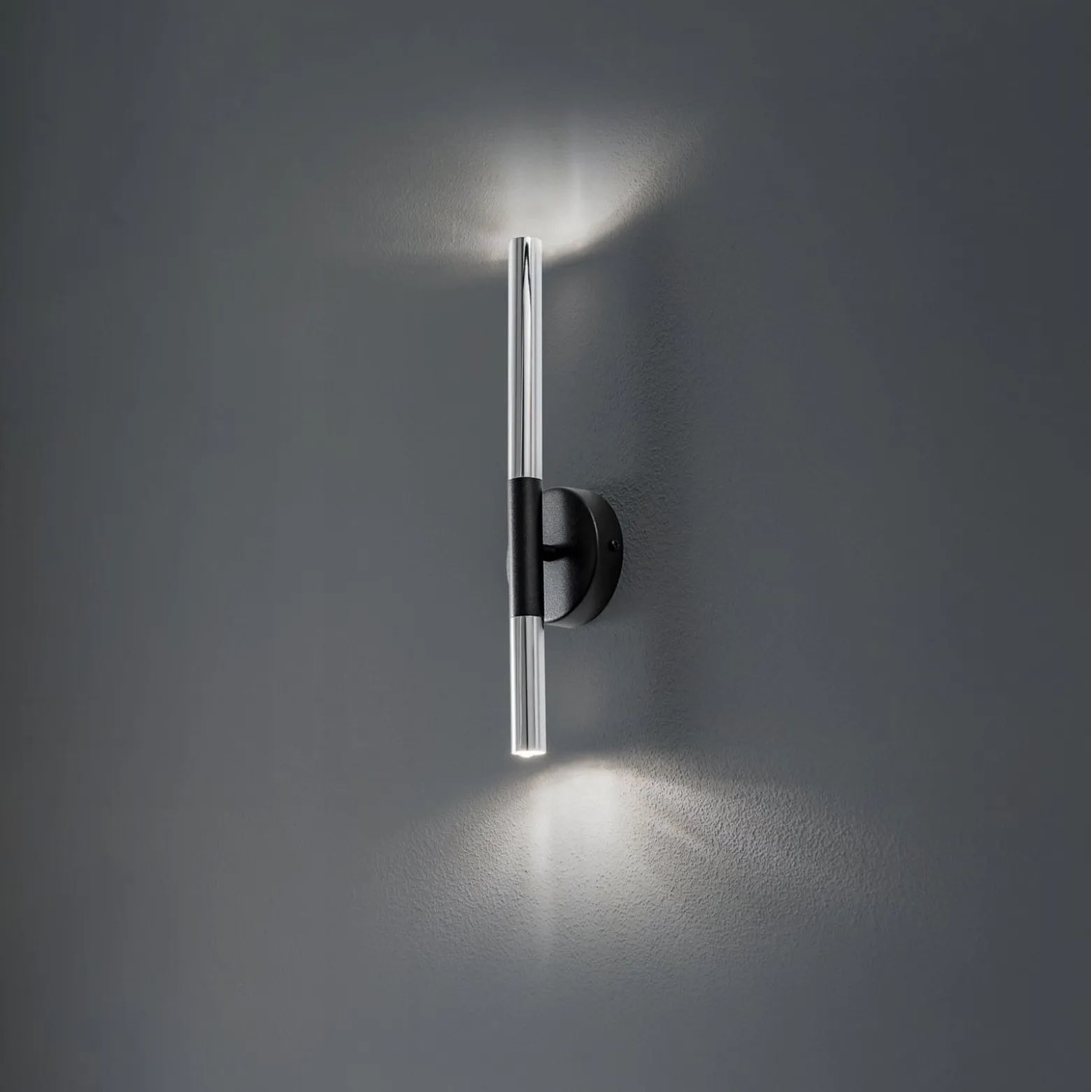 Seinävalaisin Sopel Lux, 2-lamppuinen, musta/hopea, korkeus 38 cm