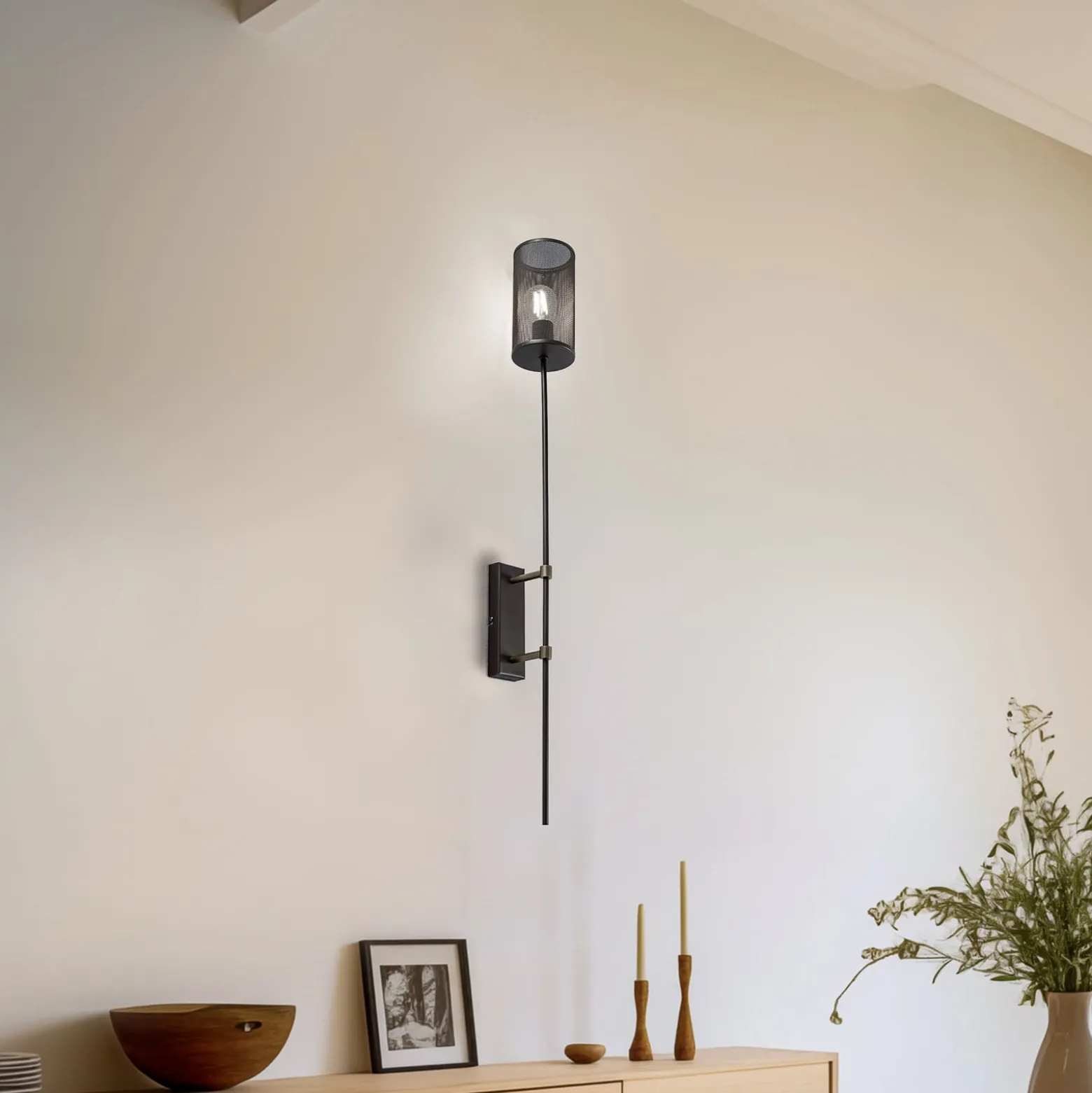 Seinävalaisin Wall, titaaninvärinen, korkeus 100 cm, teräs