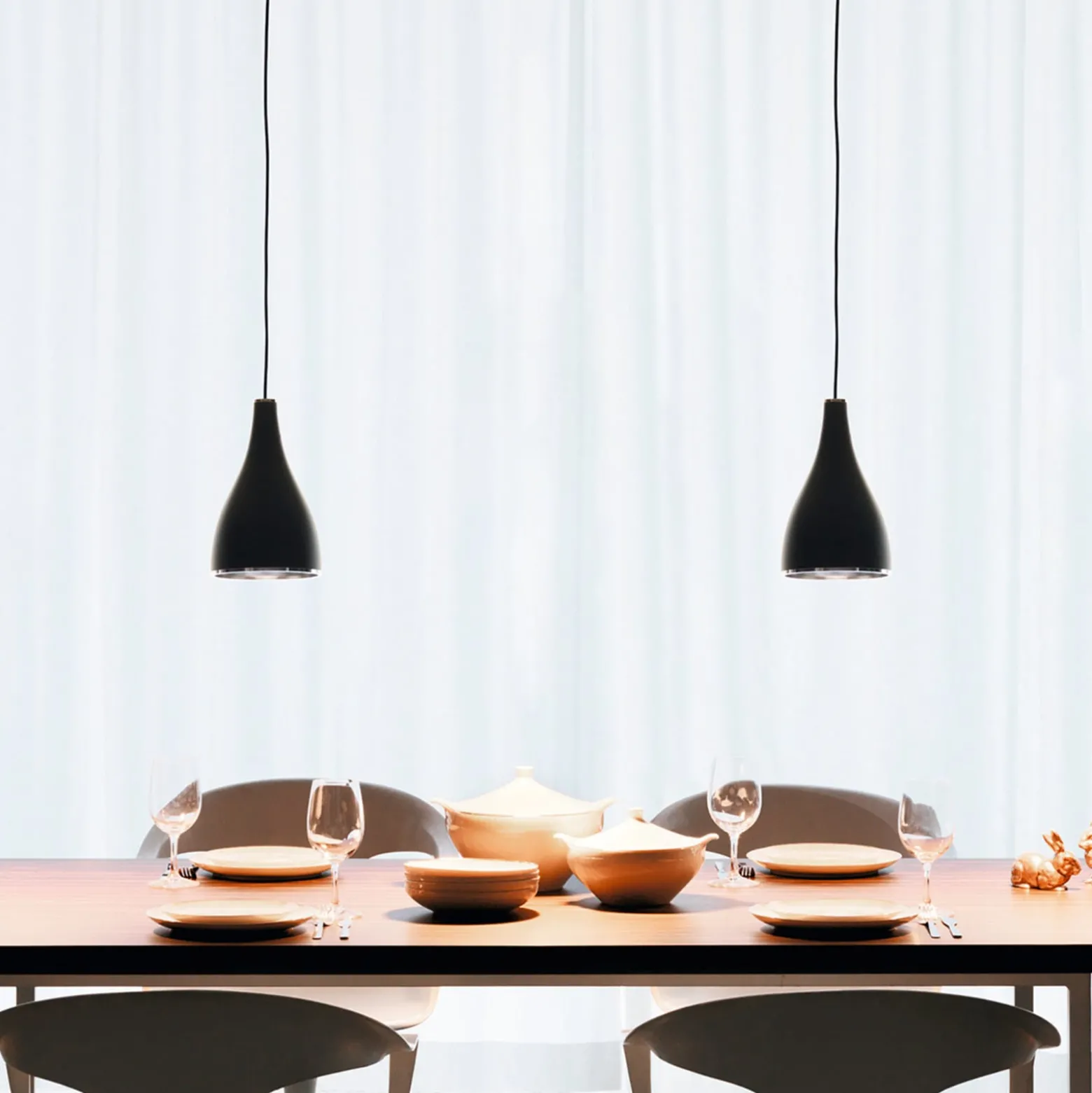 serien.lighting Riippuvalaisin One Eighty L, Ø 16 cm, musta