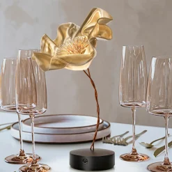 Slamp LaFleur LED-pöytävalaisin, ladattava akku, sametti