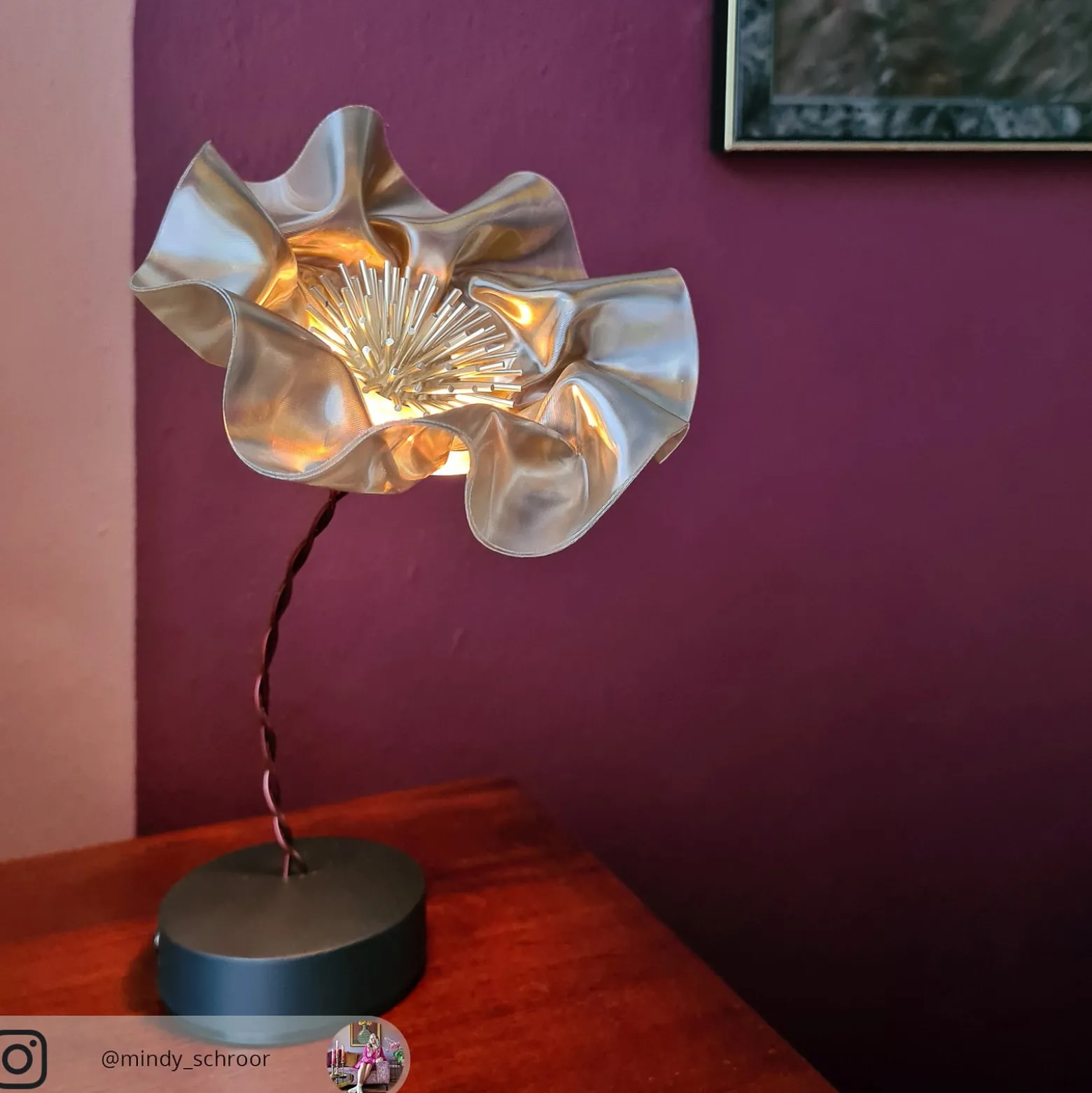 Slamp LaFleur LED-pöytävalaisin, ladattava akku, sametti