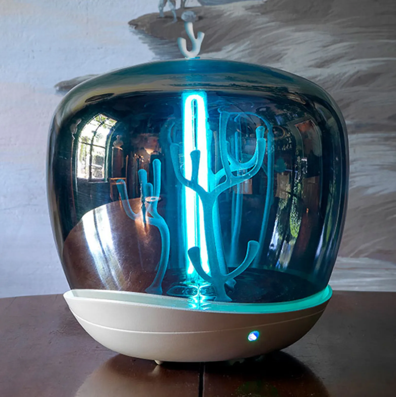 Slamp PurityCapsule LED-pöytälamppu, UV-C, valkoinen