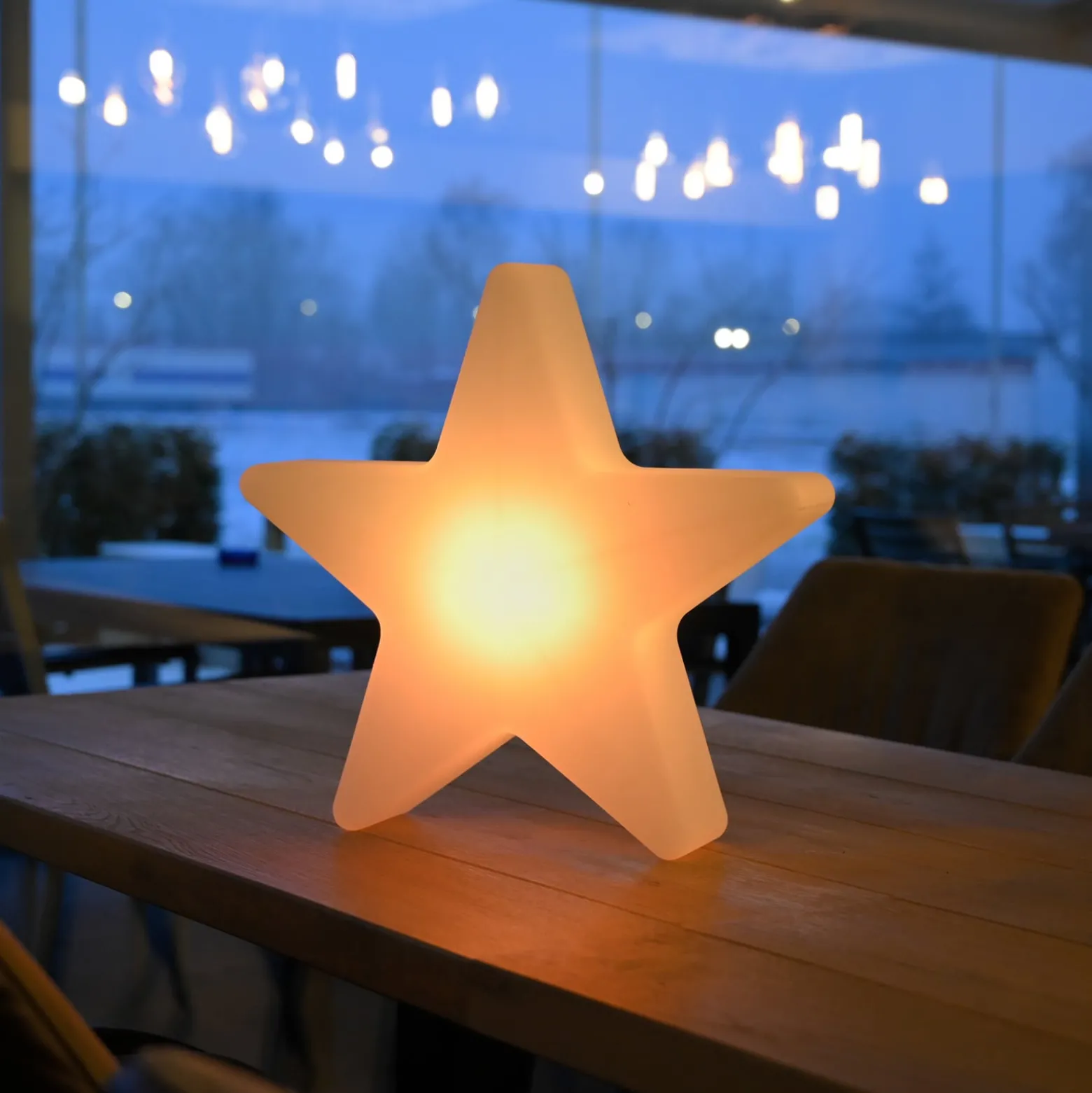 Star-LED-koristevalaisin, korkeus 39,5 cm, IP44, valkoinen, RGBW