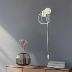 STARLIGHT seinävalaisin, kermanvalkoinen 1-valo Ø 18 cm metallinen pistotulppa