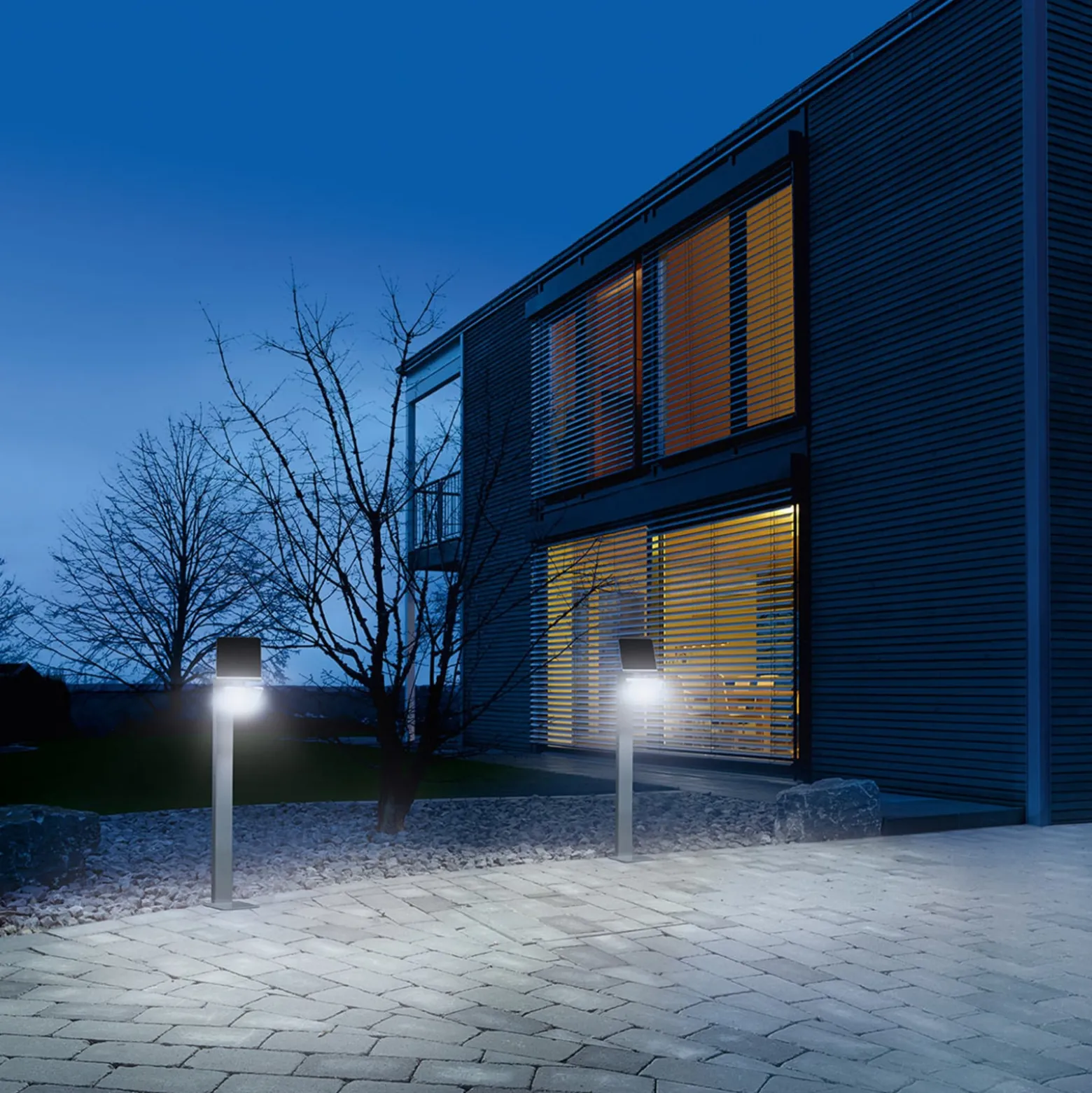 STEINEL XSolar Stand -LED-aurinkovalaisin hopea