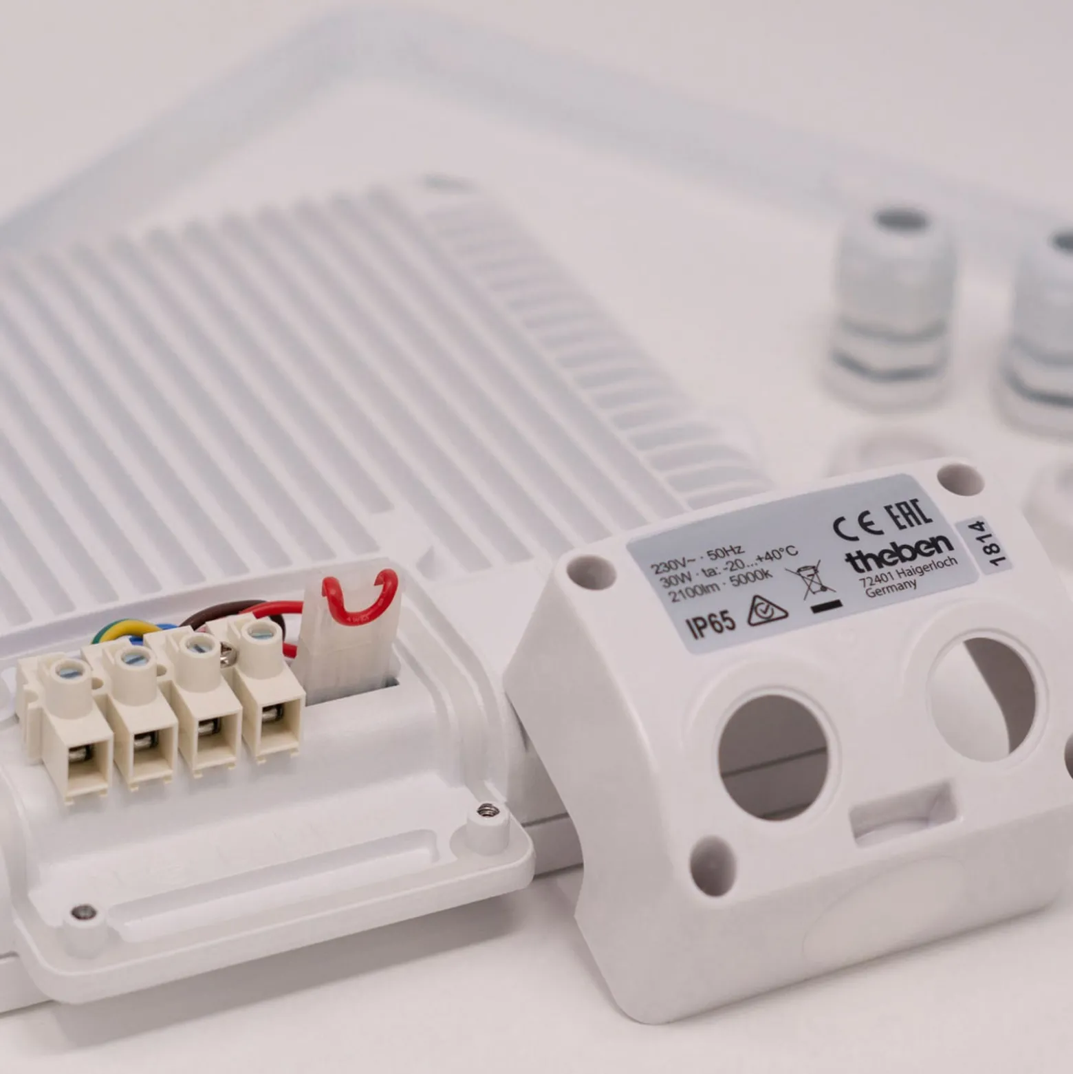 Theben theLeda B20L LED-kohdevalaisin valkoinen