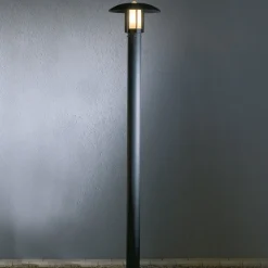 Tolppavalaisin Heimdal, korkeus 200 cm, musta