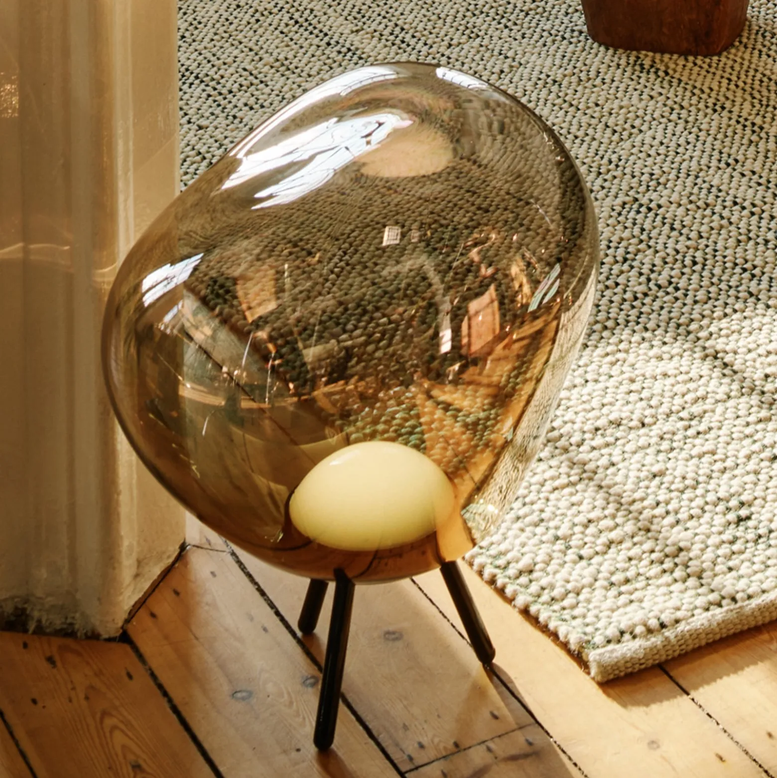Tom Dixon LED-akkuinen terassilamppu Melt large, pronssinvärinen