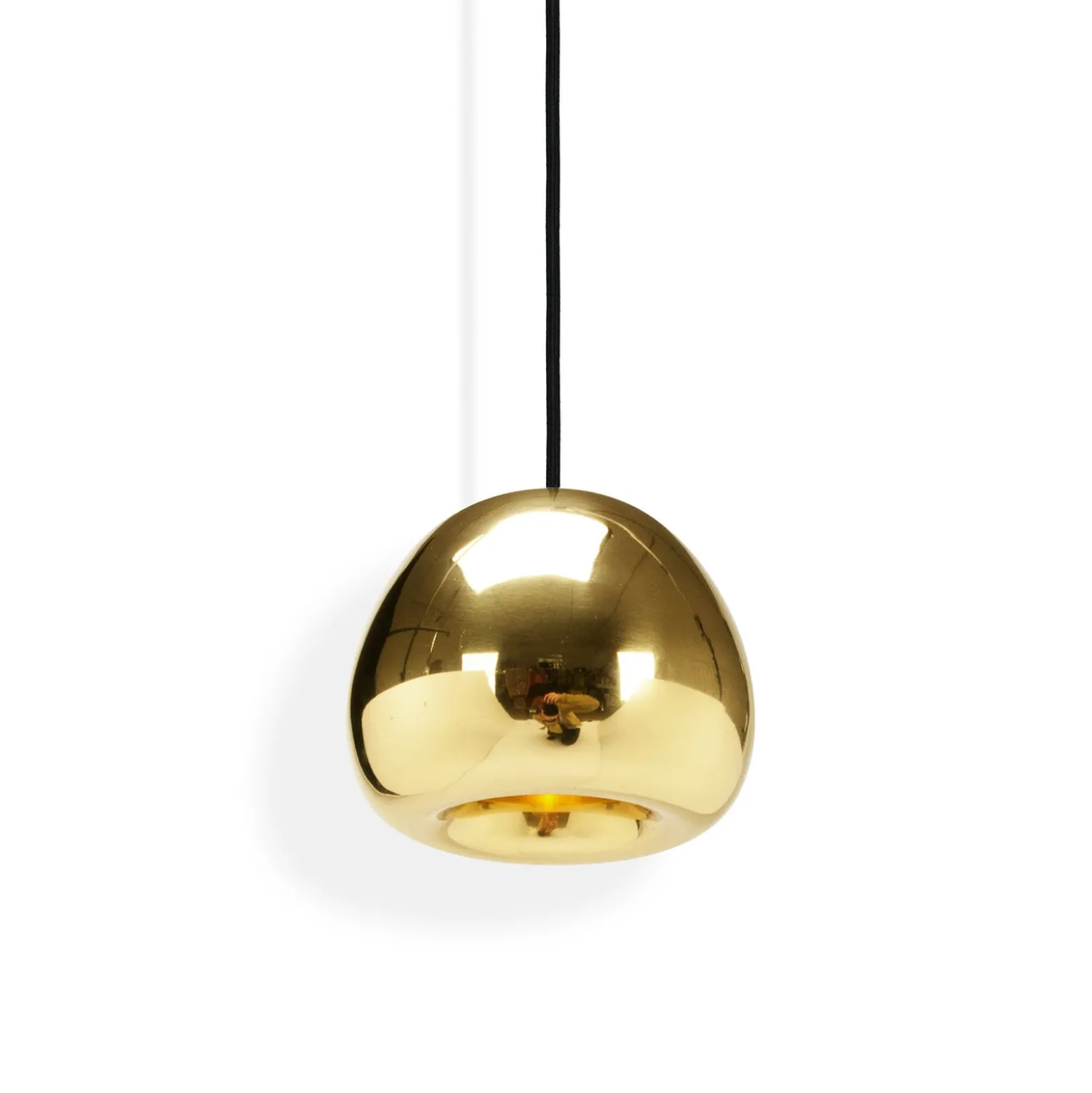 Tom Dixon LED-riippuvalaisin Void mini, Ø 15 cm, messinki