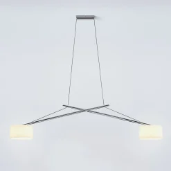 Twin-LED-riippuvalaisin tekee spagaatin