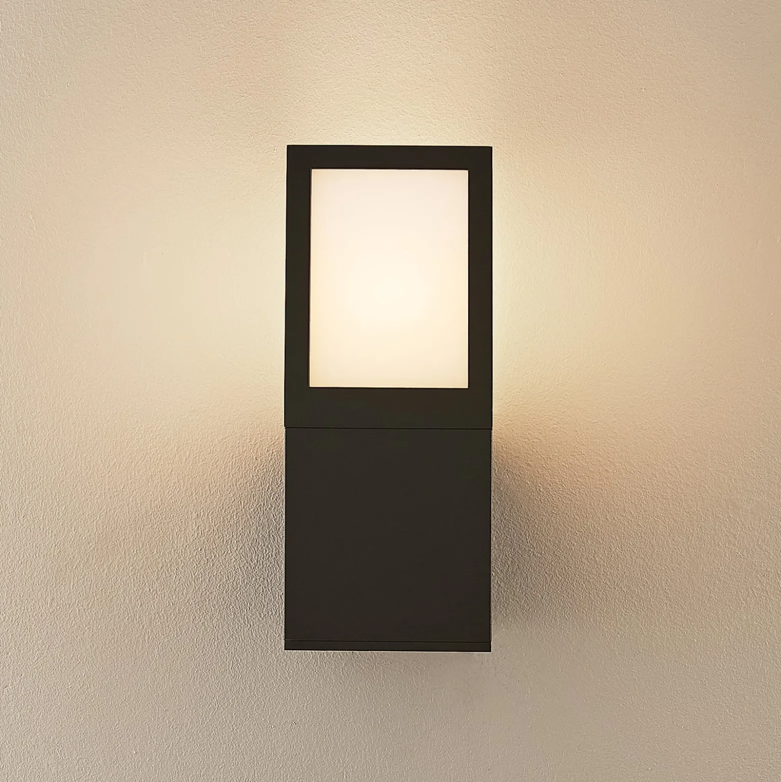 Ulkoseinävalaisin Facado 2 Square, alumiini, tummanharmaa, E27