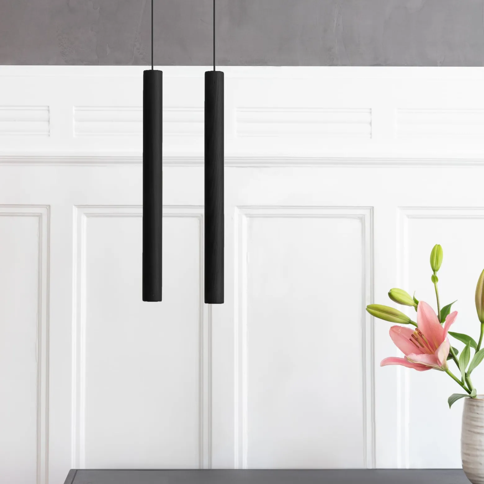 UMAGE Chimes Tall LED-riippuvalaisin musta tammi