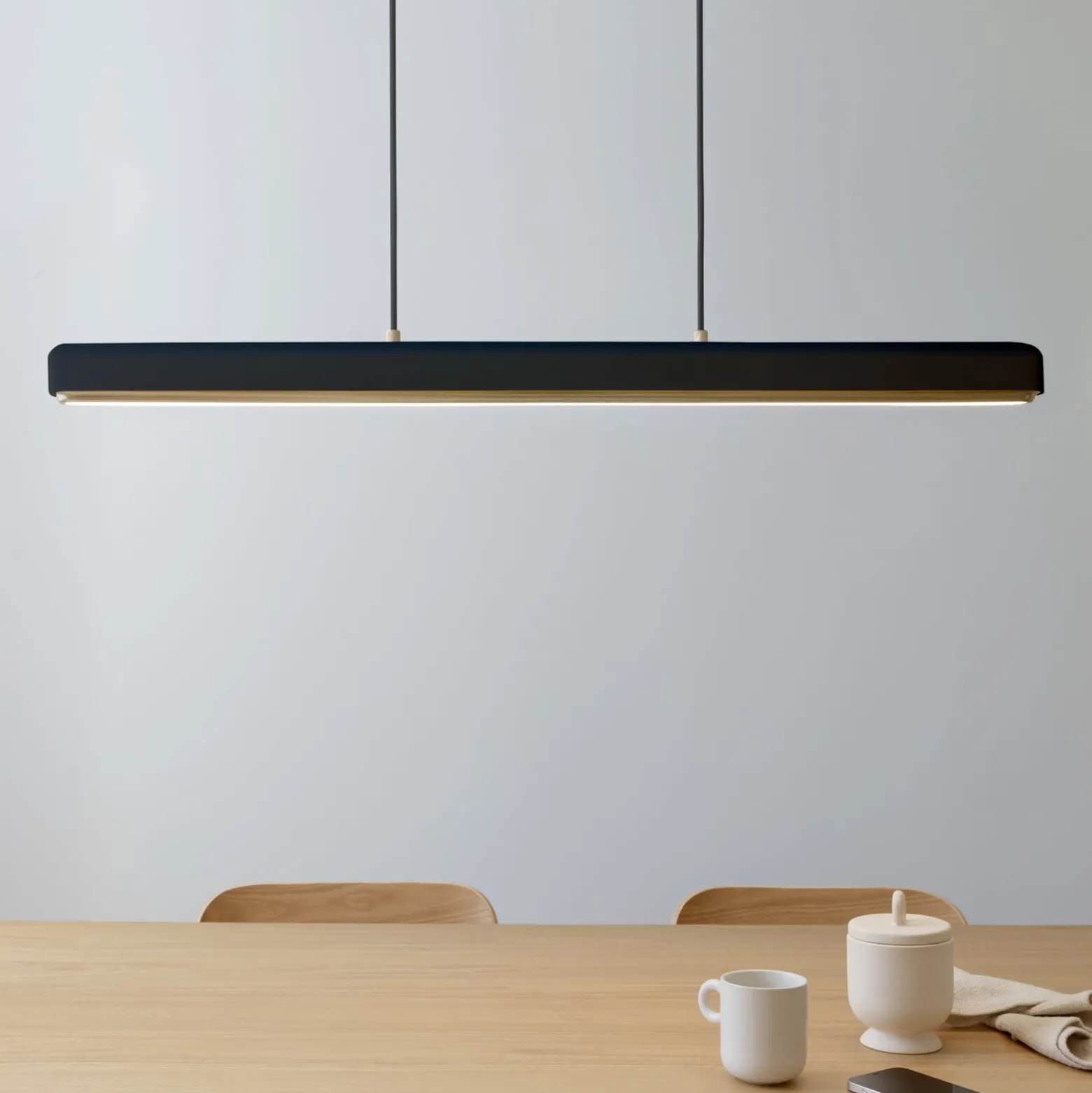 UMAGE LED-ripustusvalaisin Hazel Branch, musta/messinki, 100 cm