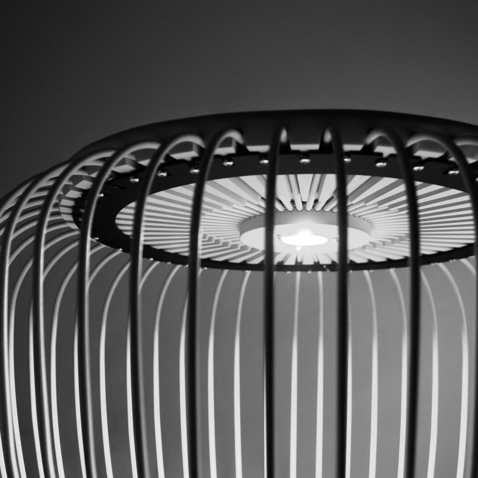 Vibia Meridiano 4710 ulkovalaisin, Ø 64 cm, kermanvärinen