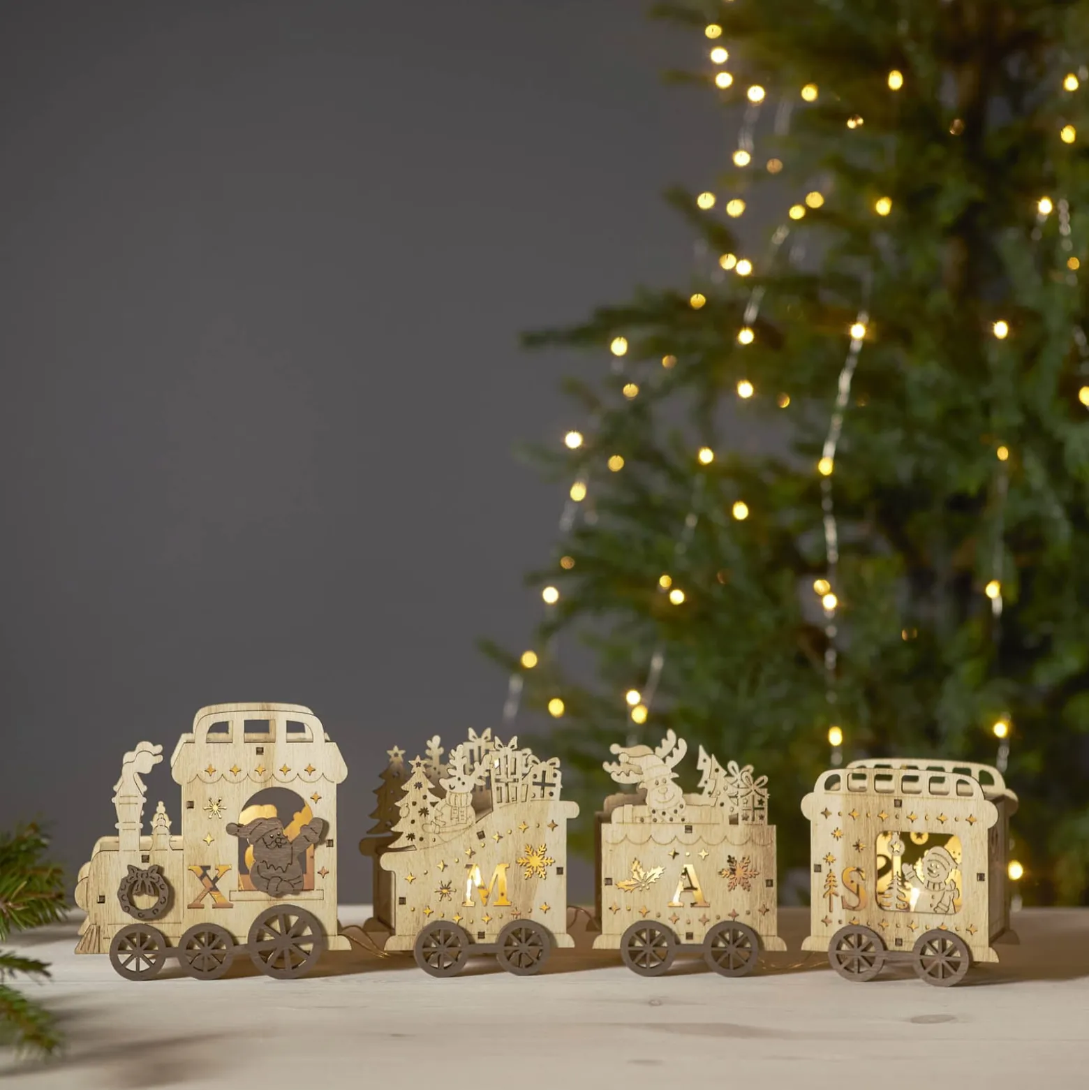 Yuletide-LED-koristevalaisin, joulujuna